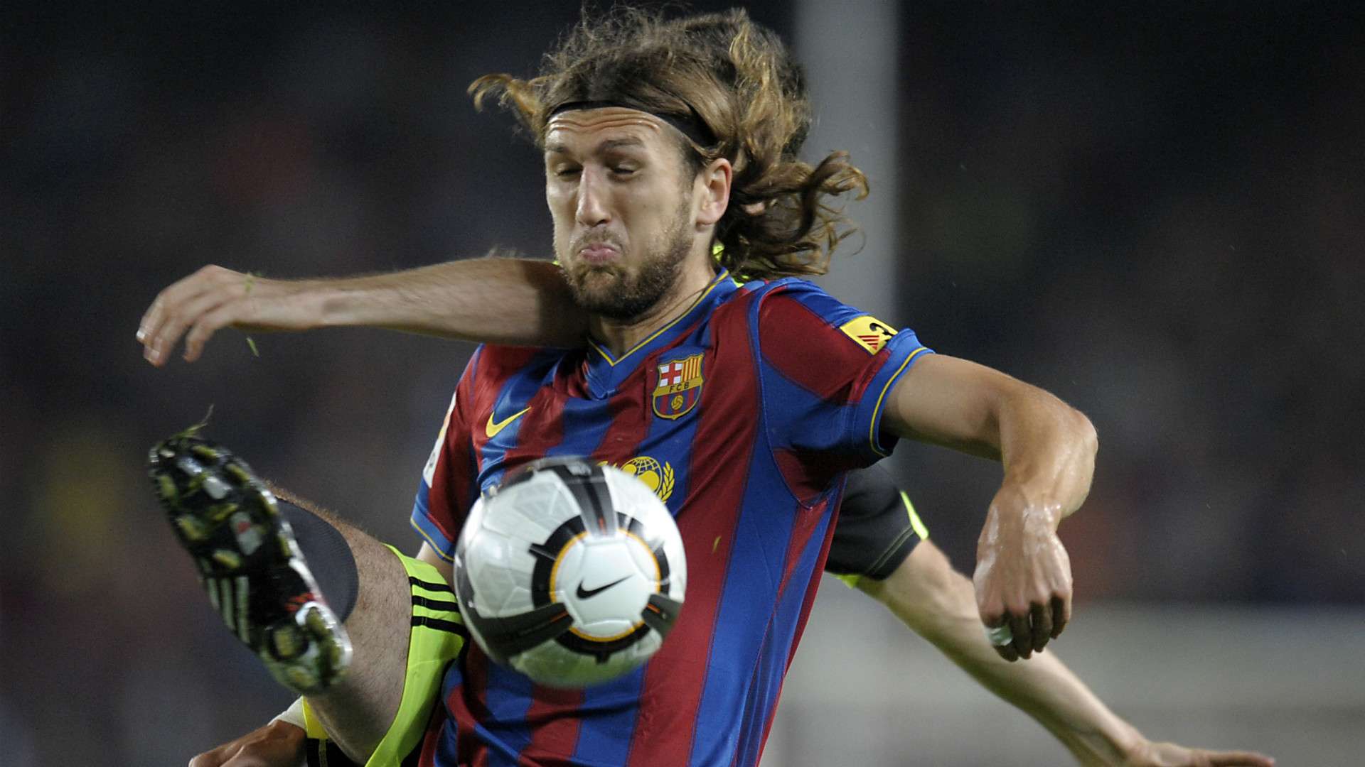 每位队员都 每位队员都